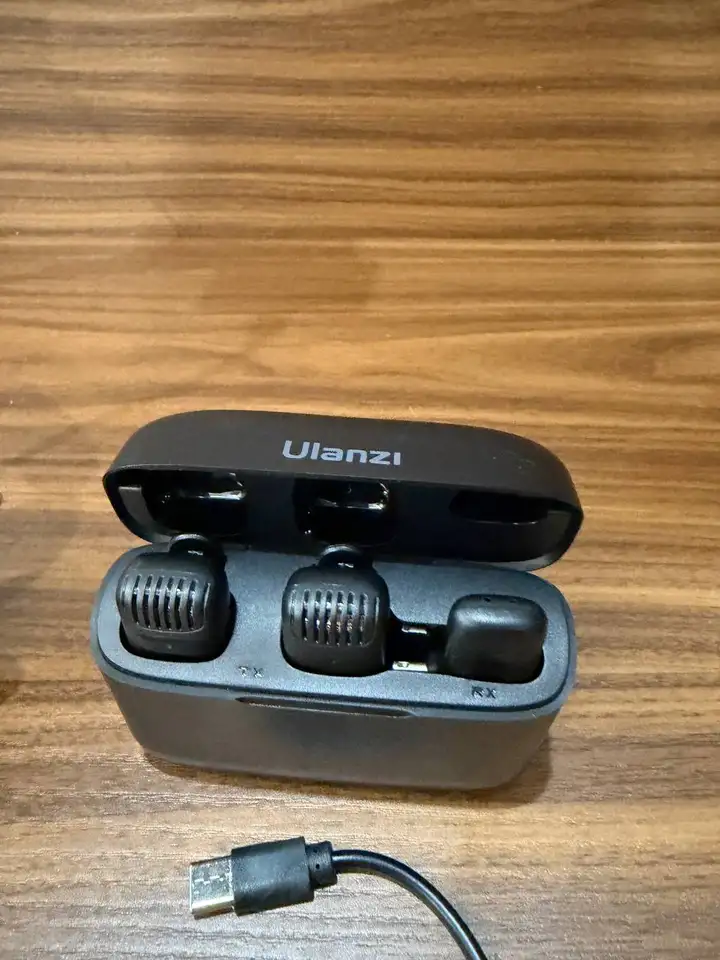 Петличный микрофон RODE Wireless Go и Ulanzi