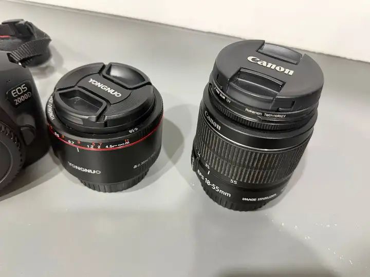 Canon EOS 2000D + 2 объектива + полный комплект
