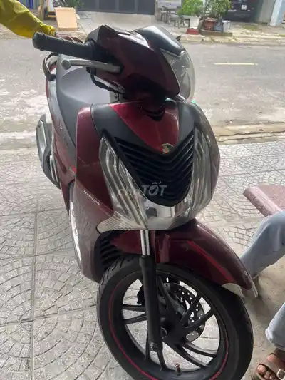 Honda SH 2015, красный, 61 000 км