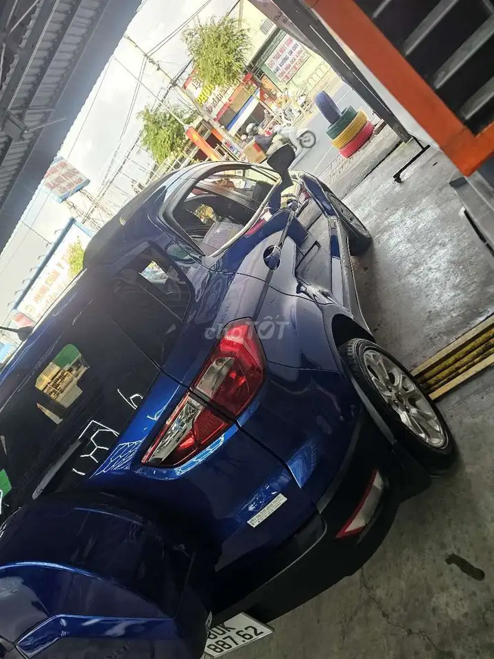 Ford Ecosport 2018 автомат 120000 км синий
