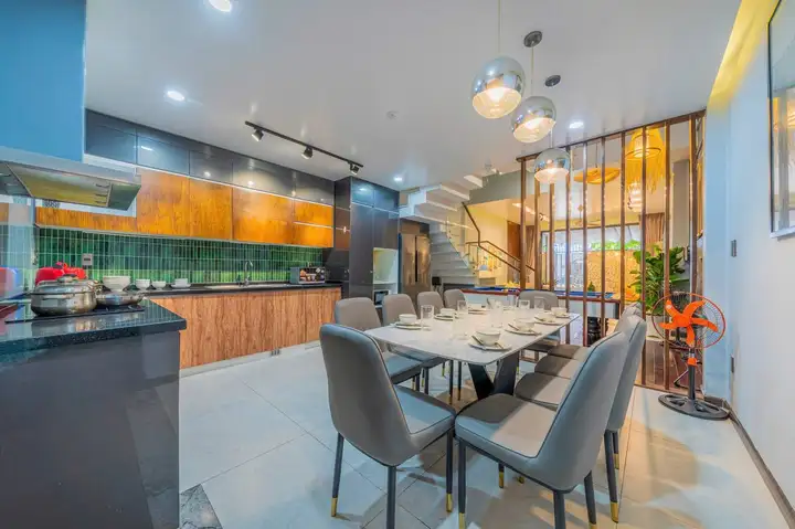 Аренда дома 4 этажа, 4 спальни, Nam Viet A, Ngu Hanh Son