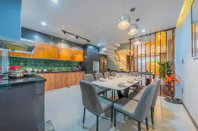 Аренда дома 4 этажа, 4 спальни, Nam Viet A, Ngu Hanh Son