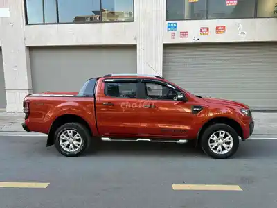 Ford Ranger Wildtrak 2015 4x4 3.2AT Красный