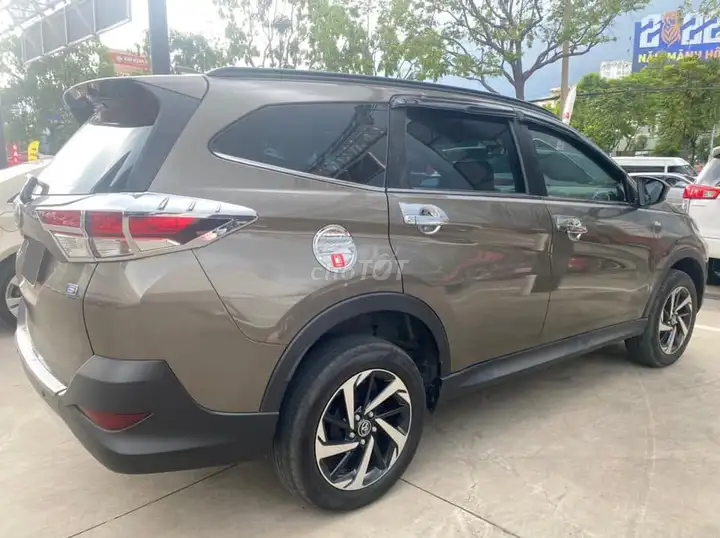 Toyota Rush 2021 Автомат Серый 7 мест 113.000 км
