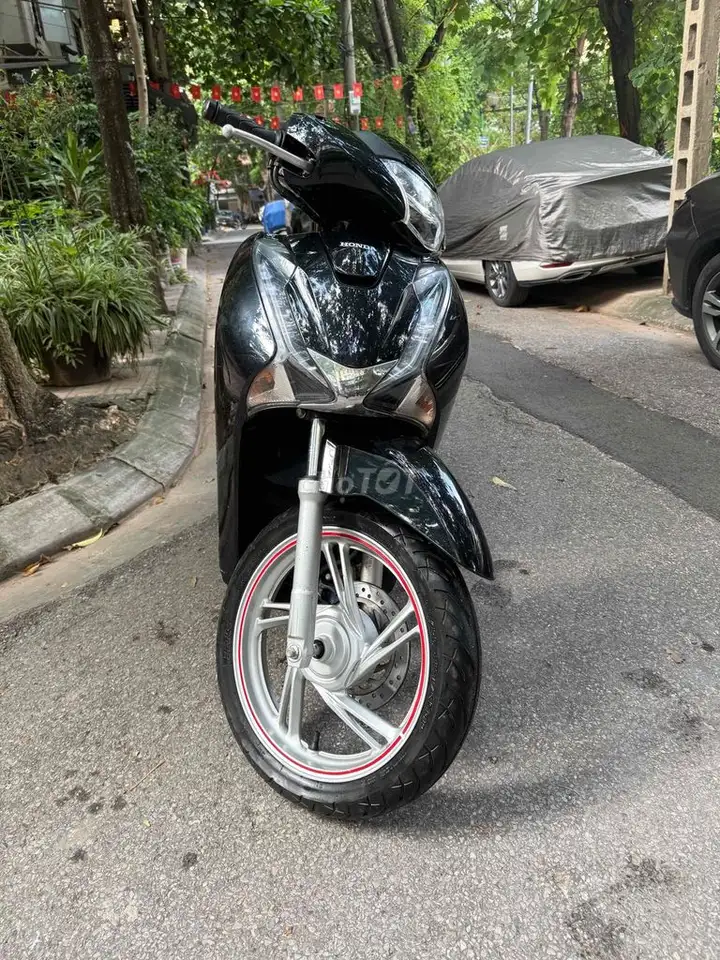 Honda SH125i CBS 2019 черный, мало ездил, Ханой Sh 125