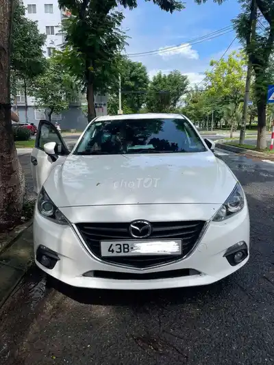 Mazda 3 2017 седан белый 30264 км