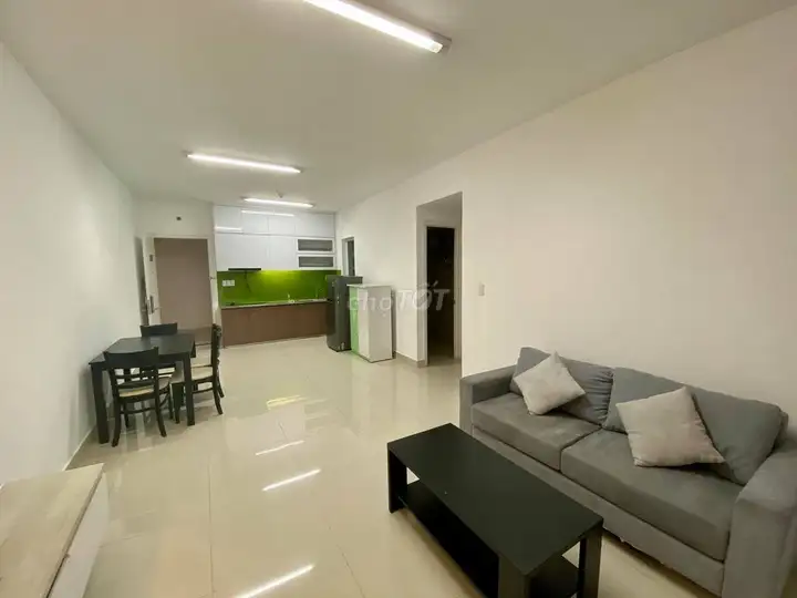 Угловая квартира 73 м², 2 спальни, 2 санузла, с мебелью