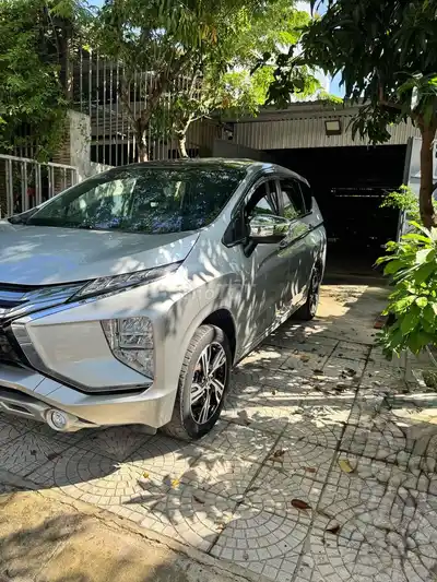 Mitsubishi Xpander 1.5AT 2021 Серебристый Автомат