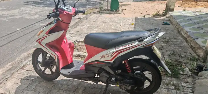 Yamaha Luvias 2011