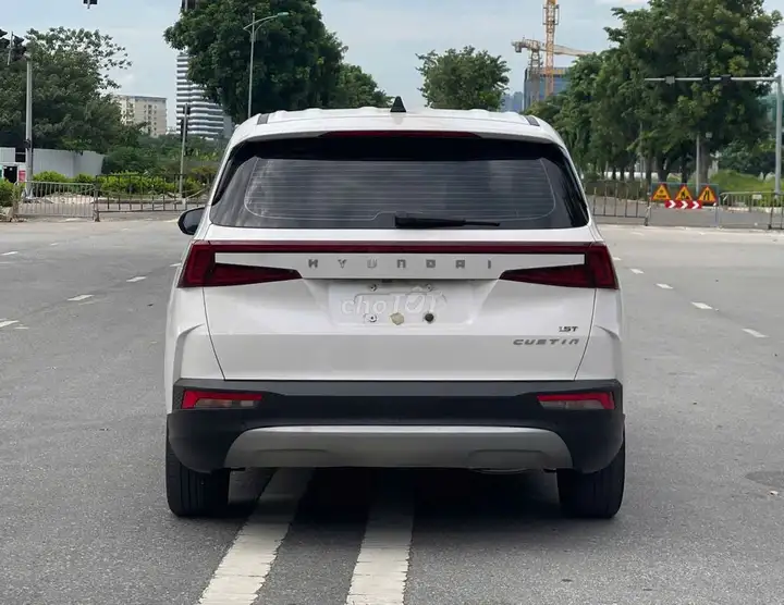 Hyundai Custin 1.5T 2023 белый 48000 км