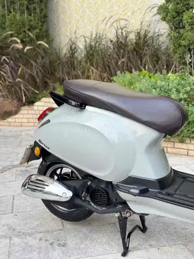 Мопед Nio Plus 50cc 2024 квадратная LED фара хамелеон как новый