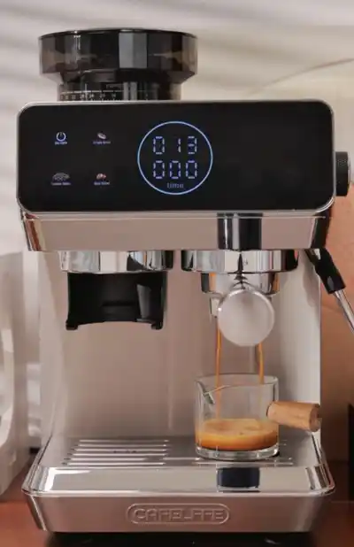Кофемашина CAFELFFE с кофемолкой