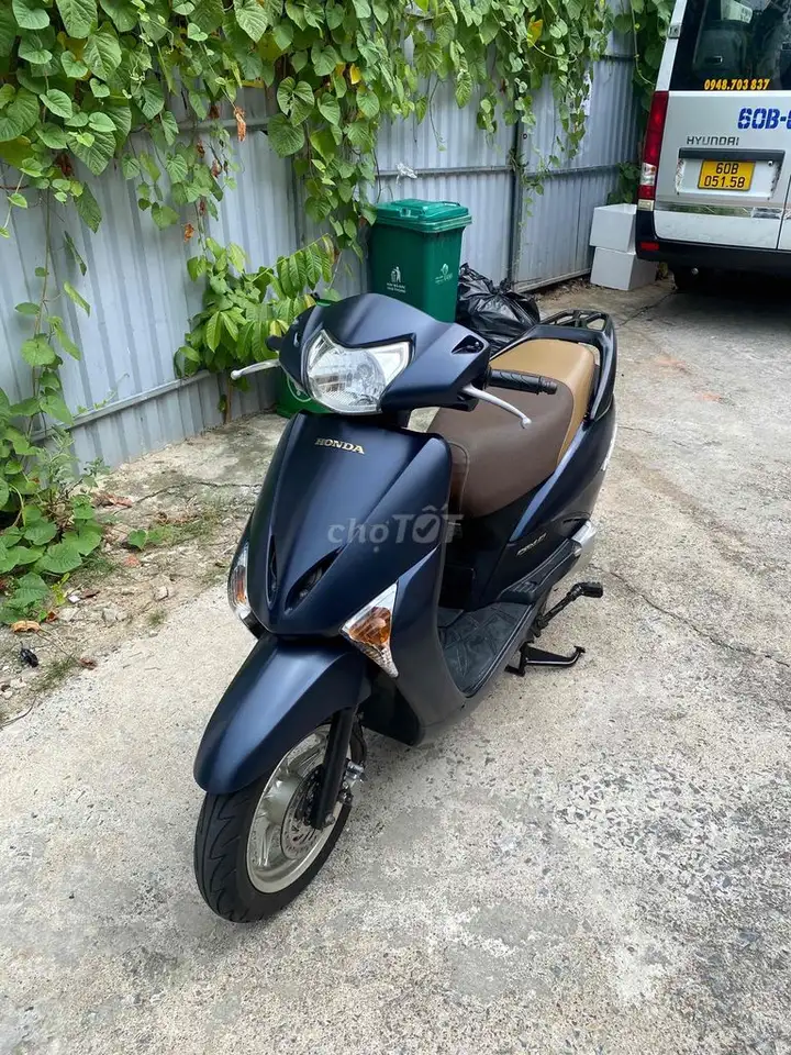 Honda Lead 110 fi сине-черный