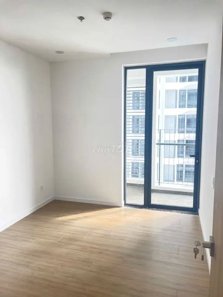 Квартира в Eastmark City 63 м² 2 комнаты, 1 санузел, цена всего 2,8 млрд (рядом с Q2), есть свидетельство о праве собственности.
