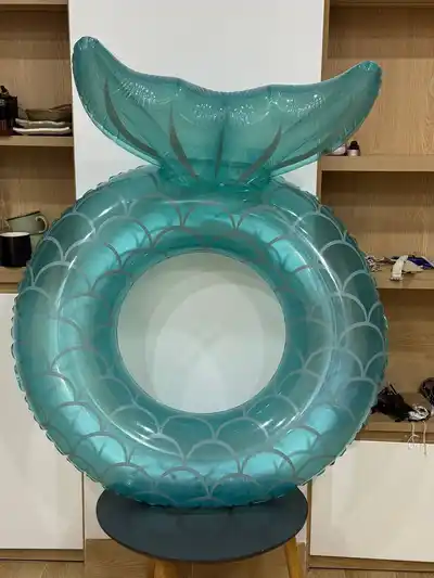 Круг для купания с хвостом
