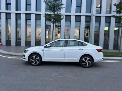 Skoda Slavia Style 3S, белый, в идеальном состоянии