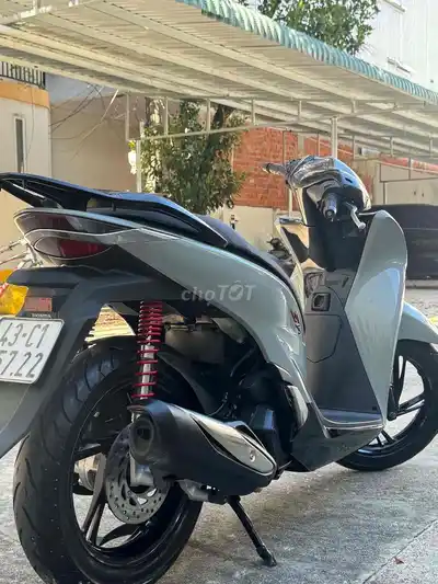 Honda SH 125 2020 серый, отличное состояние