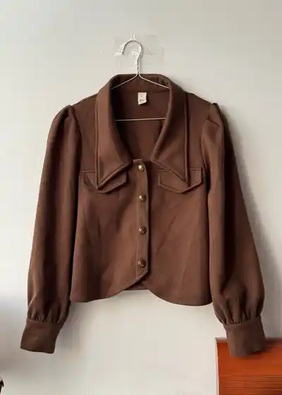 Пазлы 1000 деталей, штативы, костюм, жакет