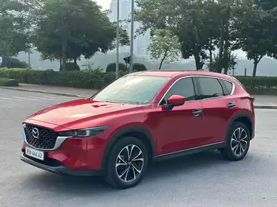 Mazda CX5 2024 2.0 Deluxe Кристальный красный 20 тыс. км