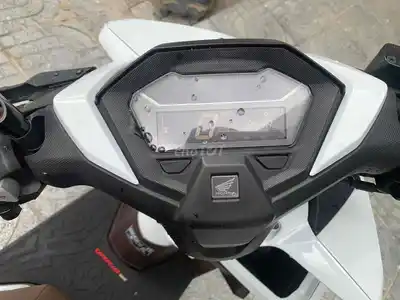 Honda Vario 160 CBS белый 8500 км