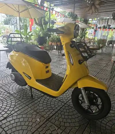 VinFast EVO200 Gold, 200 км/ч, зарядка