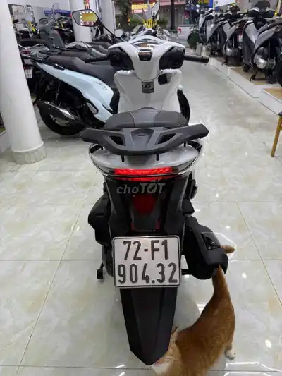 Honda SH 125 2022 CBS белый