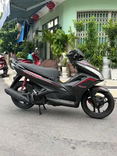Воздушный клинок Honda 2013 черный
