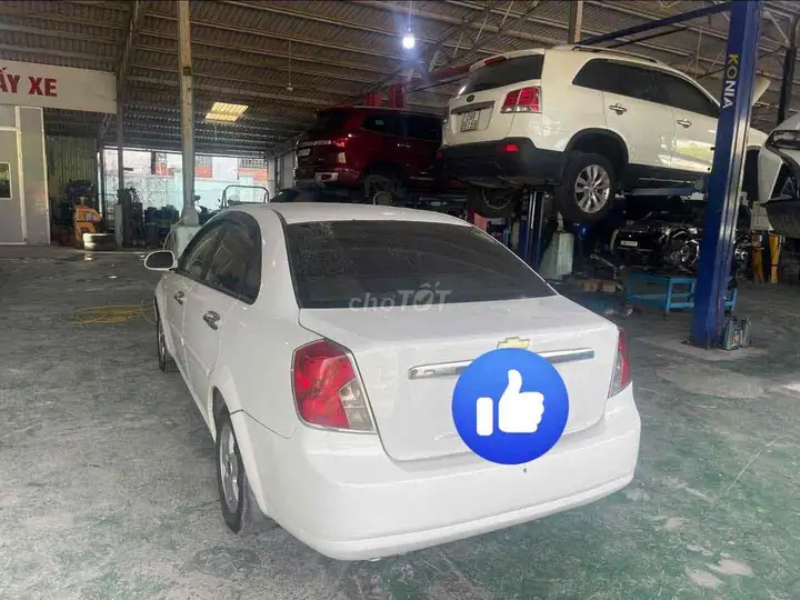 Daewoo Lacetti белая МКПП