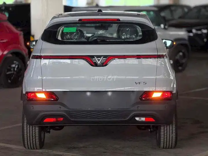 VinFast VF 5 Plus скидка 70 млн | без условий