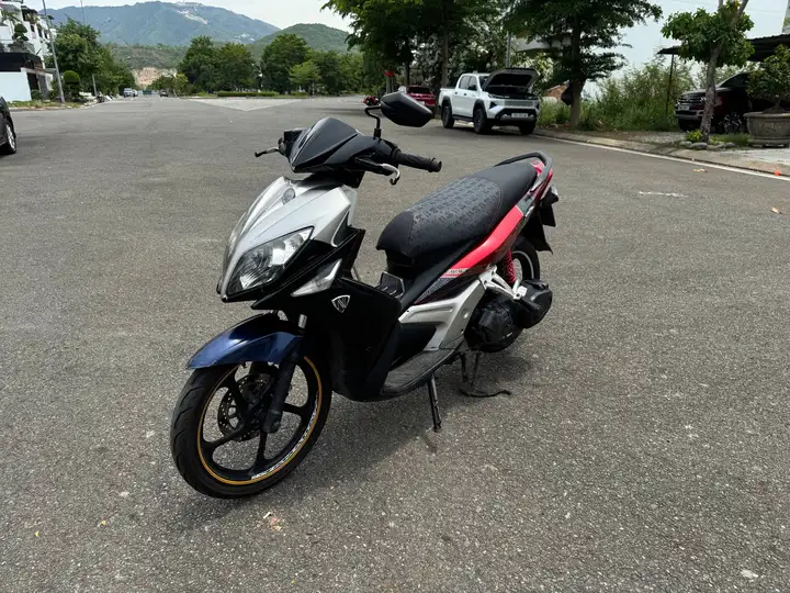 Yamaha Novuo 4 LX
