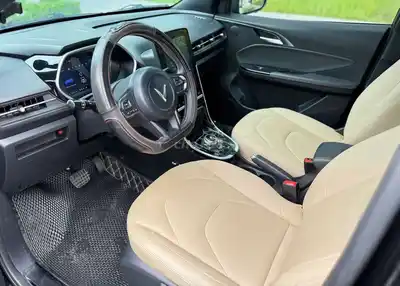 VinFast VF e34 2022, белый, 6,8 карат