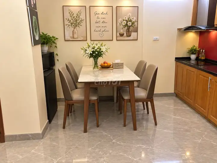 Квартира 75 м², 2 спальни, вид на озеро, меблирована, Phạm Văn Đồng