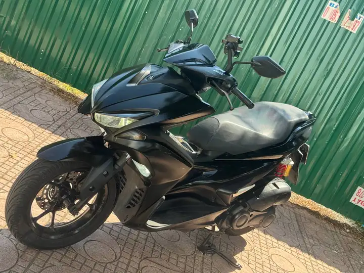 Yamaha NVX 155 ABS
