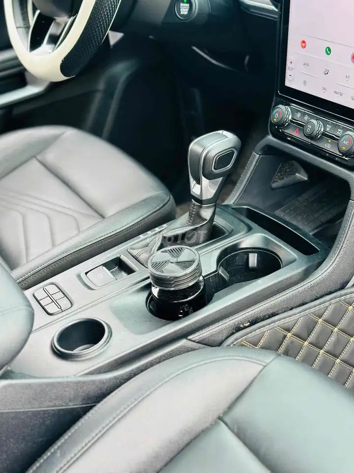 Ford Everest Titanium 2025 белый престижный