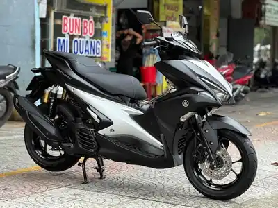 Yamaha NVX 2019 черный/серебристый, Smartkey, ABS, отличное состояние