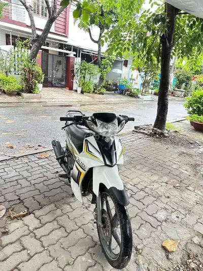 Yamaha Sirius 2013 белый
