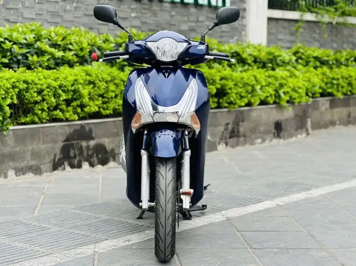 Honda SH 125 2017 синий, от собственника, родной мотор, тихий