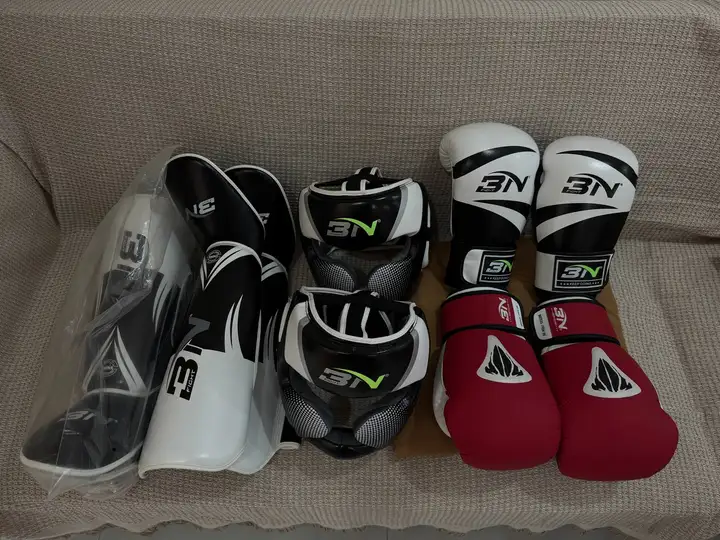 Комплект экипировки BN Fight, ручки для тяги, велошлем
