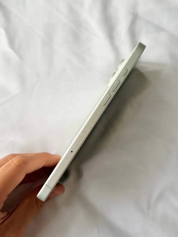 iPhone 16 Plus 128 ГБ