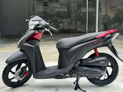 Honda Vision матовый черный в отличном состоянии с документами