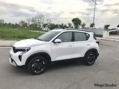 Kia Sonet Luxury 1.5 в 2025 году - 518 миллионов