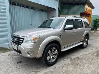 Ford Everest 2009 песочный 7 мест