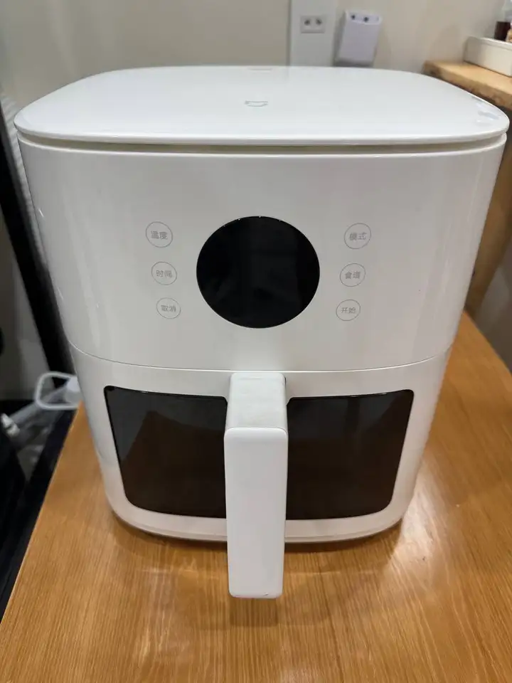 Компьютерный стул, стол, аэрогриль Xiaomi Air Fryer S1