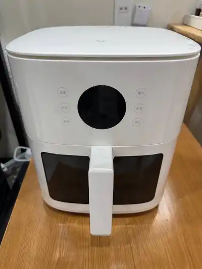 Компьютерный стул, стол, аэрогриль Xiaomi Air Fryer S1