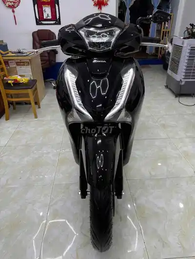 Honda SH 150 ABS 2018 черный глянец
