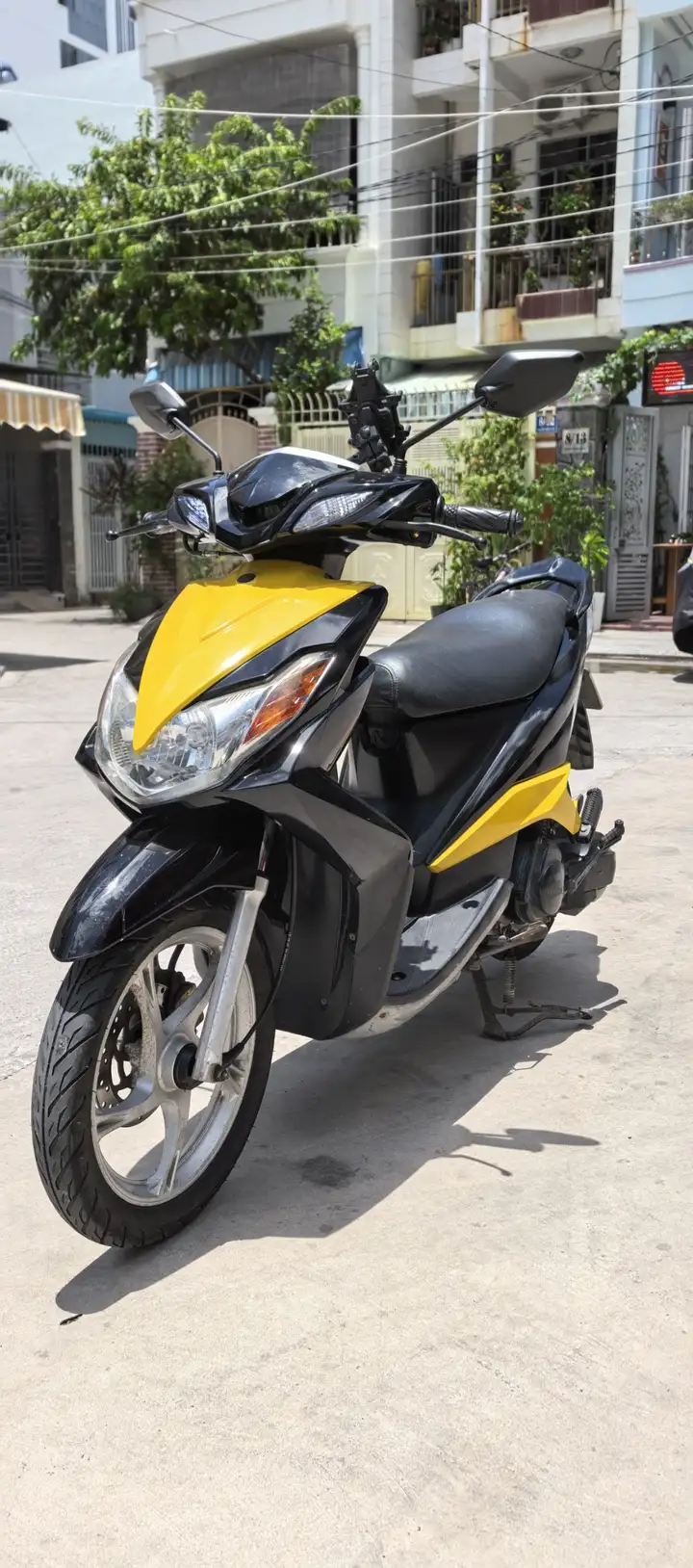 Yamaha Luvias 125