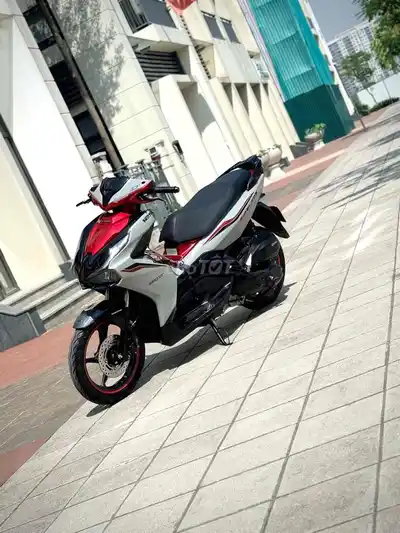 Honda Air Blade 2022 Sport серый цемент 828.89