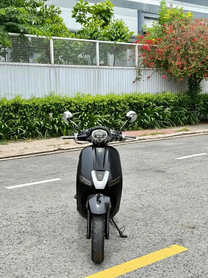 Скутер Vespa 50cc 2022