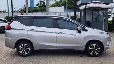Mitsubishi Xpander AT 2019 Пробег 45 тыс. км Серебристый