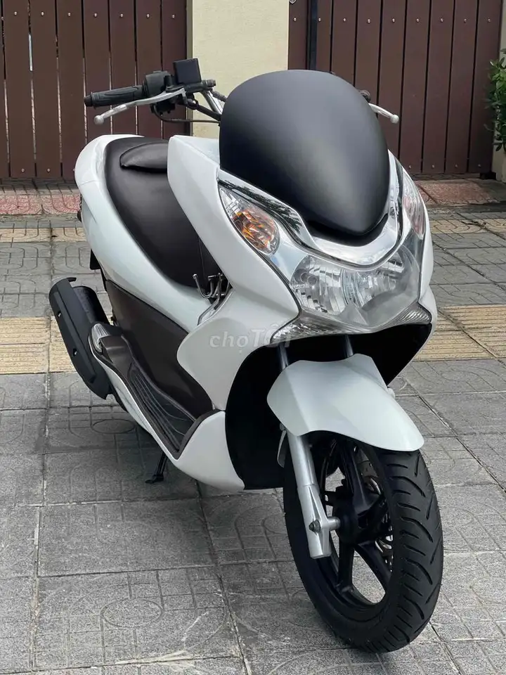 Honda PCX 2011 белый